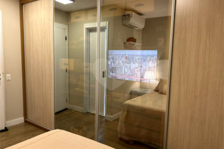 Apartamento à venda com 3 quartos, sendo 1 suíte,  em Jardim Caboré, São Paulo, SP