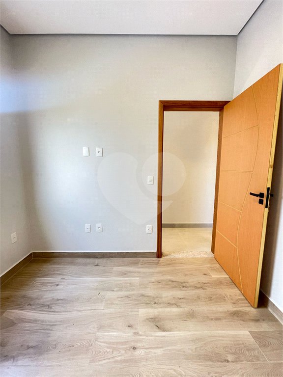Casa à venda com 3 quartos, sendo 1 suíte, no condomínio Horto Florestal Iii, Sorocaba - SP