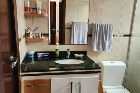 Casa à venda com 4 quartos, sendo 2 suítes, em Vila Romana, São Paulo, SP