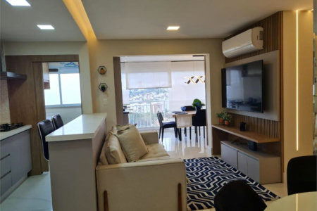 Apartamento à venda com 3 quartos, sendo 1 suíte,  em Vila Anastácio, São Paulo, SP