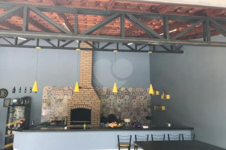 Chácara à venda com 3 quartos, sendo 1 suíte, no Centro, Araçoiaba da Serra, SP