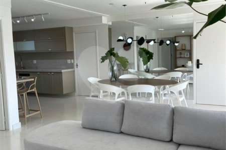 Apartamento à venda com 3 suítes no Centro, Santo André, SP