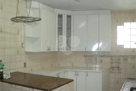 Sobrado à venda com 3 quartos, sendo 1 suíte, em Alto da Lapa, São Paulo, SP