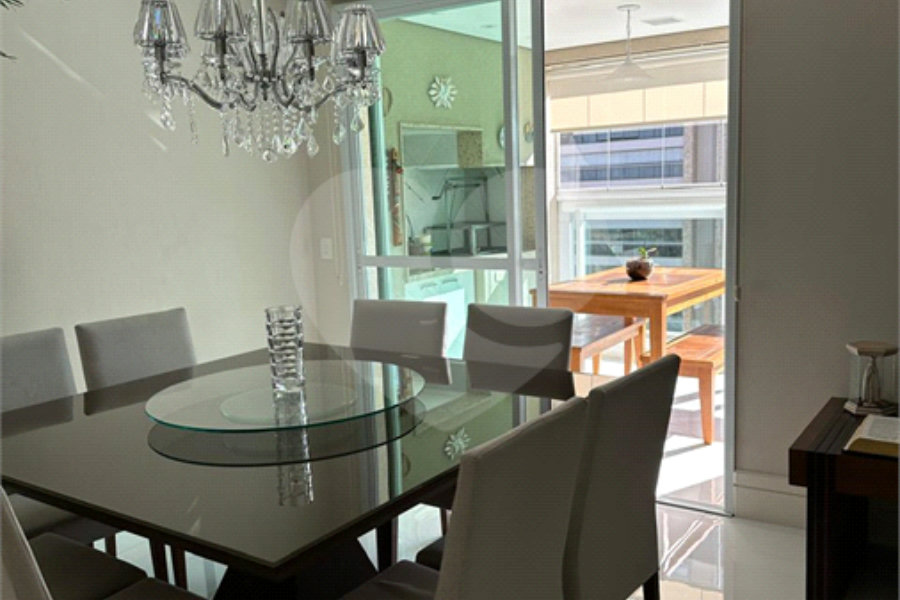 Apartamento à venda com 3 suítes em Morumbi, São Paulo, SP