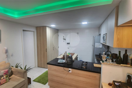 Apartamento à venda com 1 quarto em Jardim Caravelas, São Paulo, SP