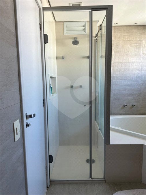 Apartamento à venda com 3 suítes em Vila Suzana, São Paulo, SP