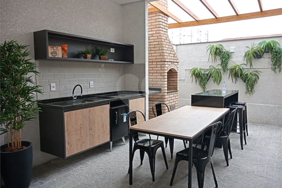 Casa à venda com 2 suítes no condomínio Residencial Napoles, São Paulo - SP