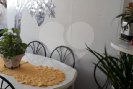 Apartamento à venda com 3 quartos, sendo 1 suíte,  em Vila Monumento, São Paulo, SP