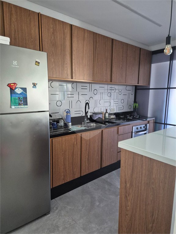 Apartamento à venda com 2 quartos, sendo 1 suíte,  em Quarta Parada, São Paulo, SP