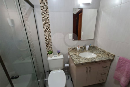 Sobrado à venda com 3 quartos, sendo 1 suíte, em Jardim Bonfiglioli, São Paulo, SP