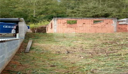 Terreno à venda em Barreiro, Mairiporã, SP