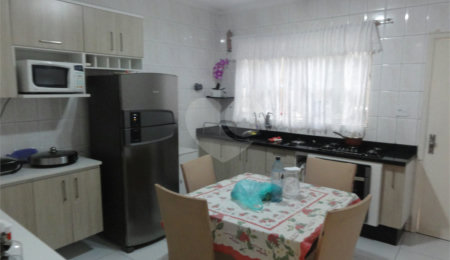 Sobrado à venda com 2 quartos em Água Fria, São Paulo, SP
