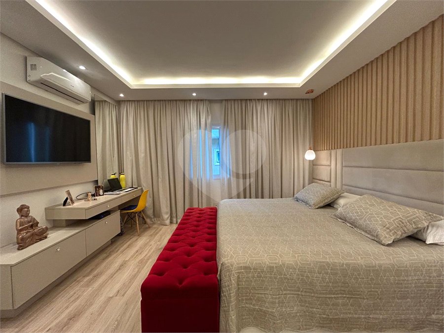 Casa à venda com 4 suítes no condomínio Residencial Jabuticabeiras, São Paulo - SP