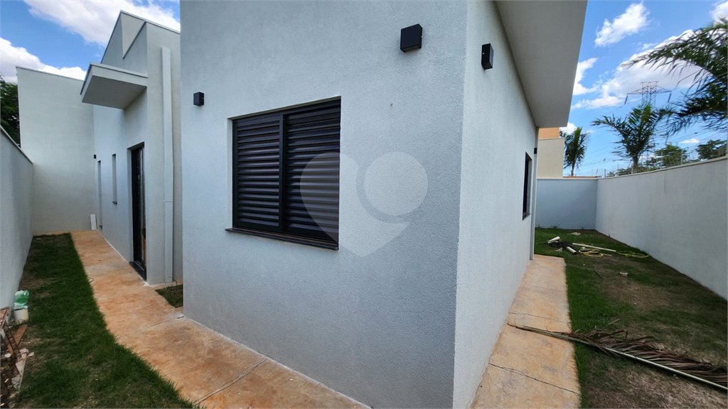 Casa à venda com 3 quartos, sendo 1 suíte, em Parque Atlanta, Araraquara, SP