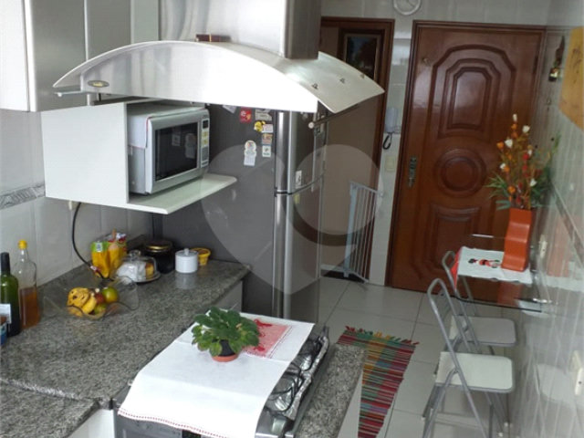 Apartamento à venda com 3 quartos, sendo 1 suíte,  em Vila Nivi, São Paulo, SP