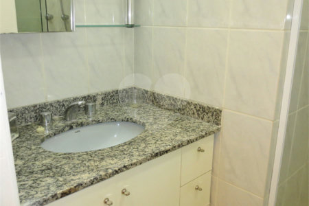 Apto à venda na Saúde c/ 61m2 - 2 Dormts/1 Suíte/2 Vagas - metrô Alto do Ipiranga