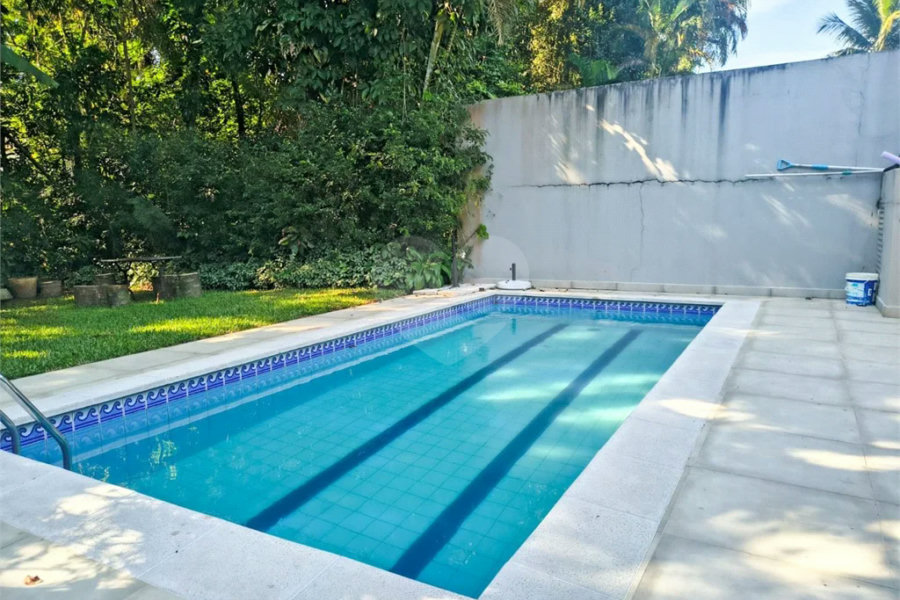 Casa à venda com 5 quartos, sendo 4 suítes, em Riviera de São Lourenço, Bertioga, SP
