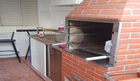 Casa à venda com 3 quartos, sendo 1 suíte,  em Parque Residencial Maria Stella Faga, São Carlos, SP