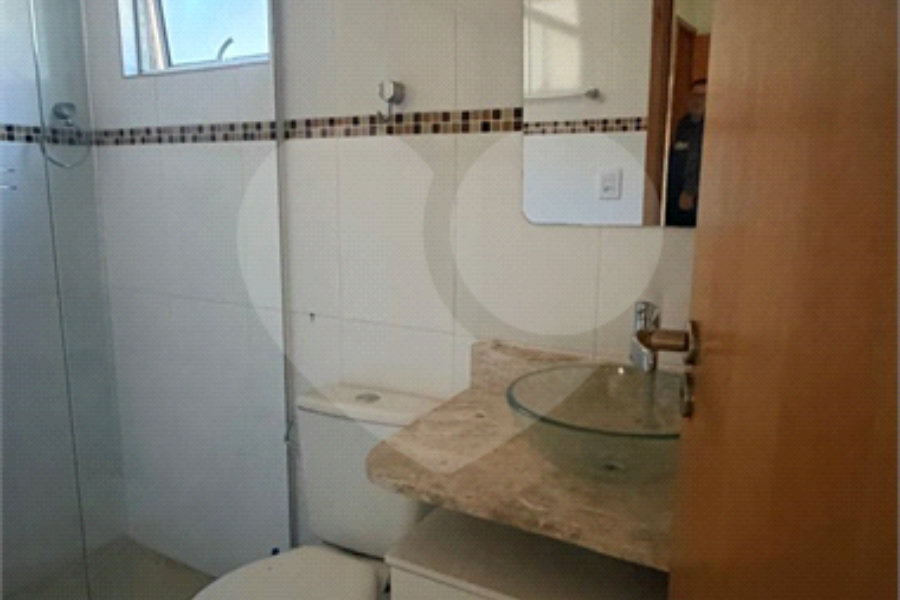 Casa à venda com 2 suítes no condomínio Residencial Real North Pedro, São Paulo - SP
