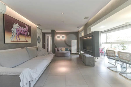 Apartamento à venda com 3 suítes em Vila Gertrudes, São Paulo, SP