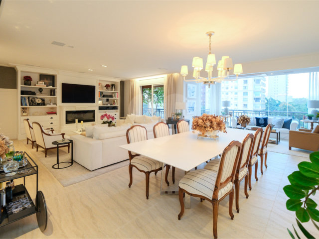 Apartamento à venda ou para alugar com 2 suítes em Itaim Bibi, São Paulo, SP