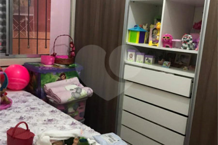 Casa à venda com 3 quartos, sendo 1 suíte, em Cidade Kemel, Poá, SP