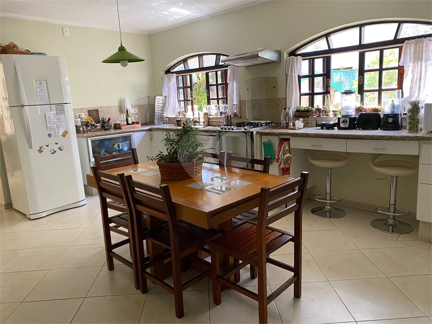Sobrado à venda com 4 quartos, sendo 2 suítes, em Vila Maria Alta, São Paulo, SP