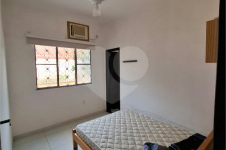 Casa Térrea à venda com 4 quartos, sendo 1 suíte, em Campo Grande, Rio de Janeiro, RJ