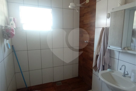Sobrado à venda com 4 quartos, sendo 1 suíte, em Jardim Marisa, São Paulo, SP