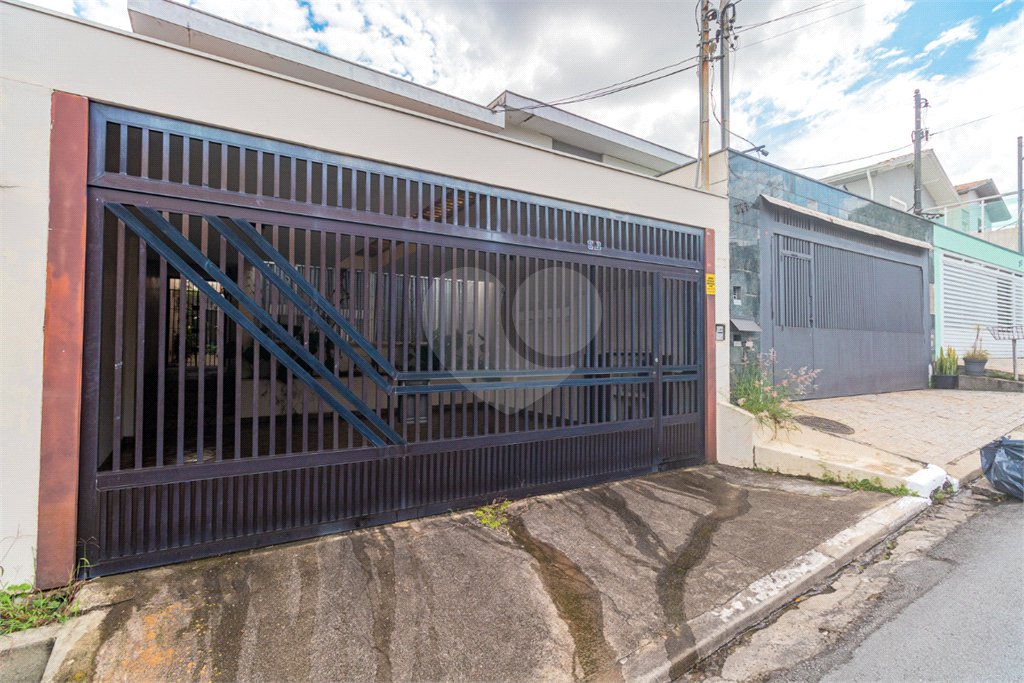 Sobrado à venda com 3 quartos, sendo 1 suíte, em Jardim Prudência, São Paulo, SP