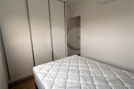 Apartamento Mobiliado de 2 Dormitórios com Suíte no Edifício Valentina Park Venda