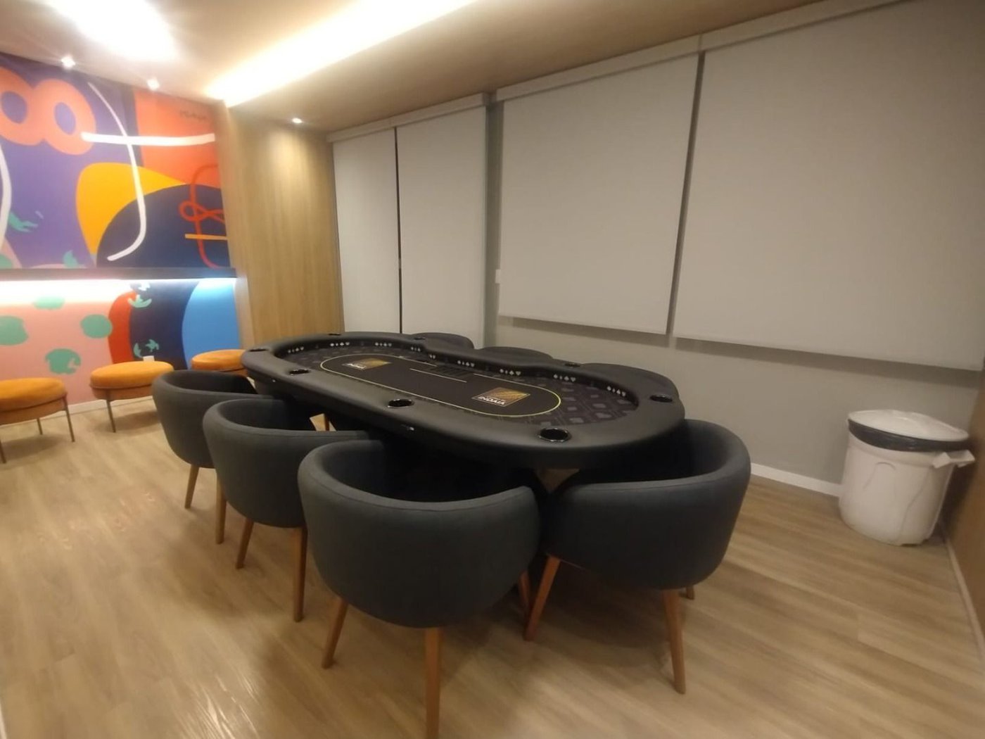 Apartamento Residencial à venda, Gonzaga, Santos - AP1742.
