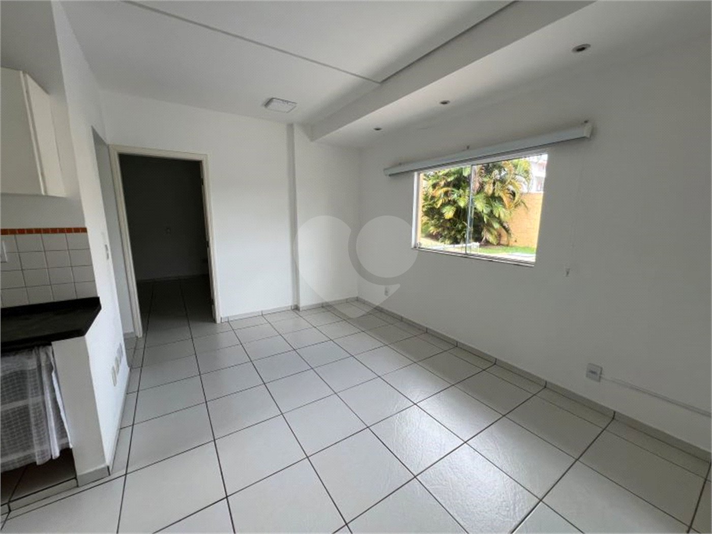 Casa à venda ou para alugar com 4 quartos, sendo 3 suítes, no condomínio Estância Marambaia, Vinhedo - SP
