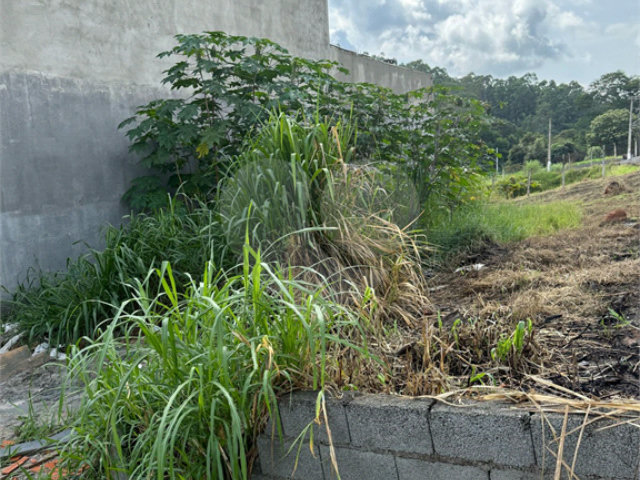Terreno à venda em Laranjeiras, Caieiras, SP