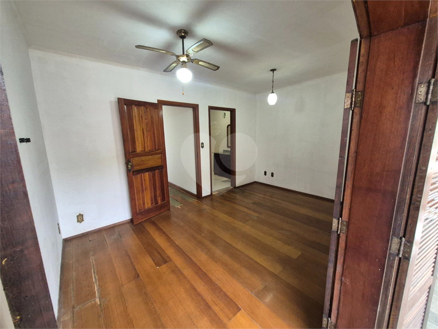 Casa à venda com 3 suítes em Vila Jardini, Sorocaba, SP