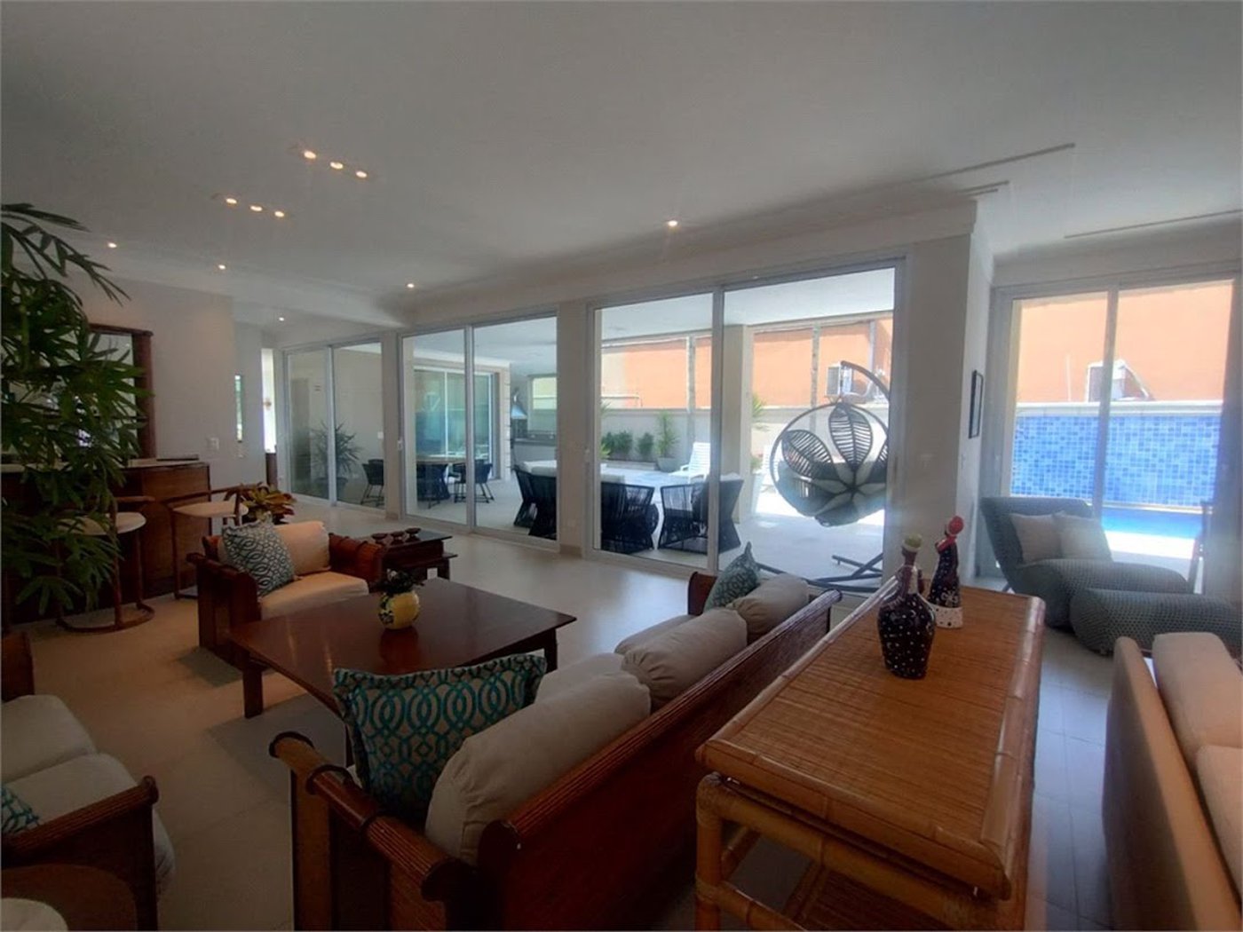 Casa com 6 dormitórios à venda, 700 m² por R$ 10.000.000,00 - Loteamento João Batista Julião - Guarujá/SP