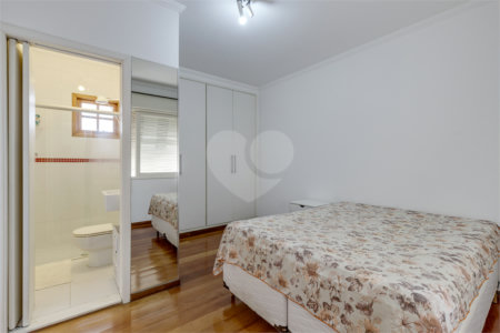 Sobrado à venda com 3 suítes em Jardim Prudência, São Paulo, SP