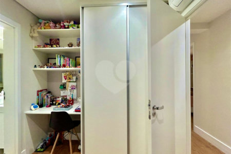 Apartamento à venda com 3 suítes em Jardim Prudência, São Paulo, SP