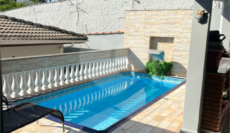 Casa à venda com 3 quartos, sendo 1 suíte, em Retiro das Fontes, Atibaia, SP