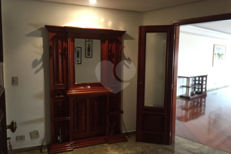 Apartamento à venda com 4 suítes em Bosque da Saúde, São Paulo, SP
