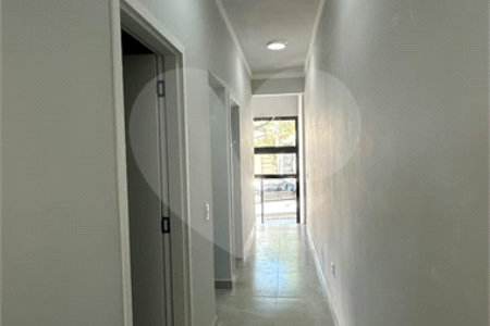 Casa à venda com 2 quartos, sendo 1 suíte,  no condomínio Portal dos Sabiás, Itu - SP