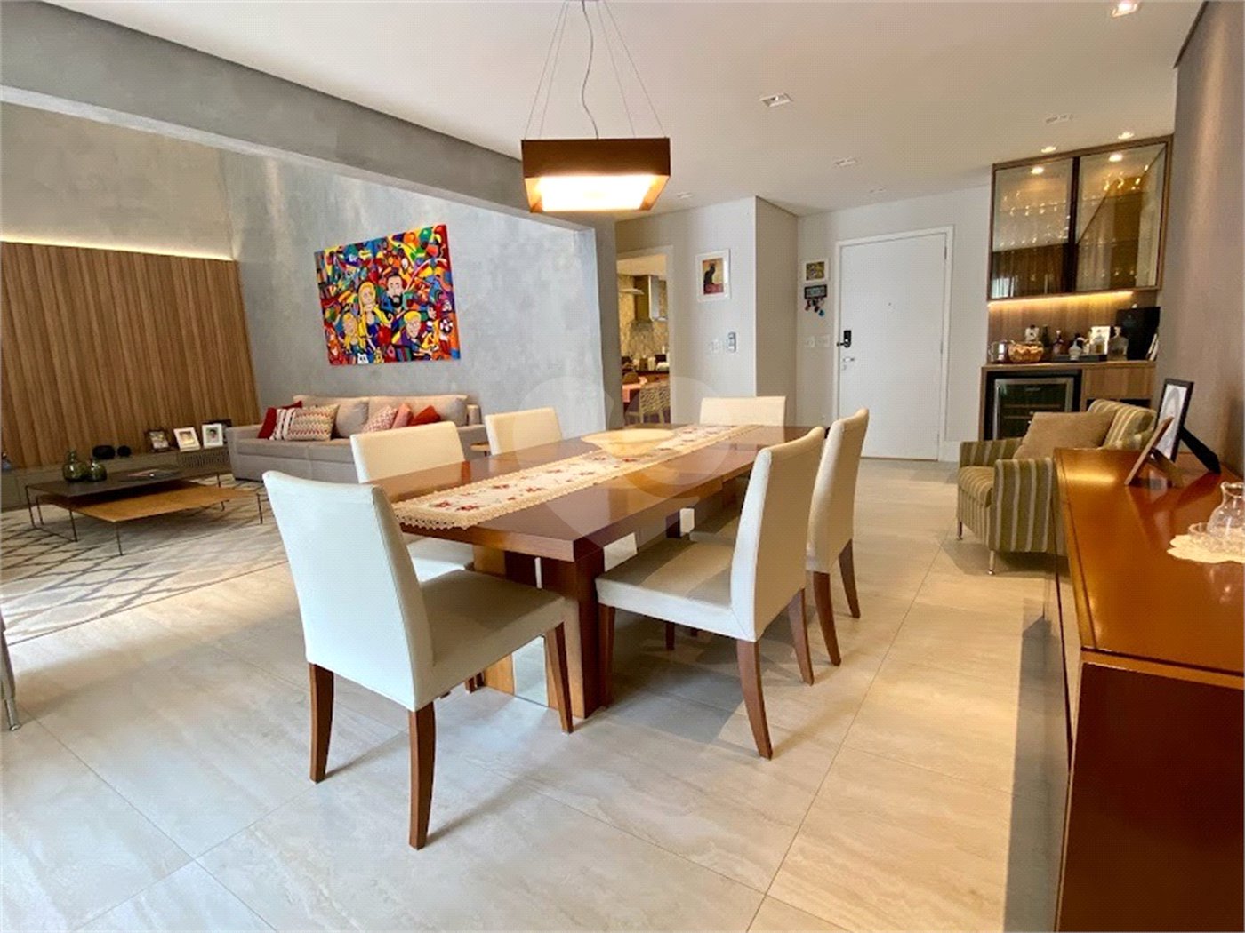 Apartamento à venda com 3 suítes em Vila Suzana, São Paulo, SP