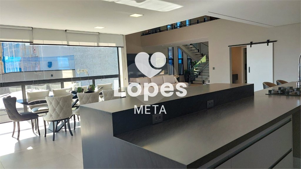 Casa à venda com 3 suítes no condomínio Alphaville 1, São José dos Campos - SP