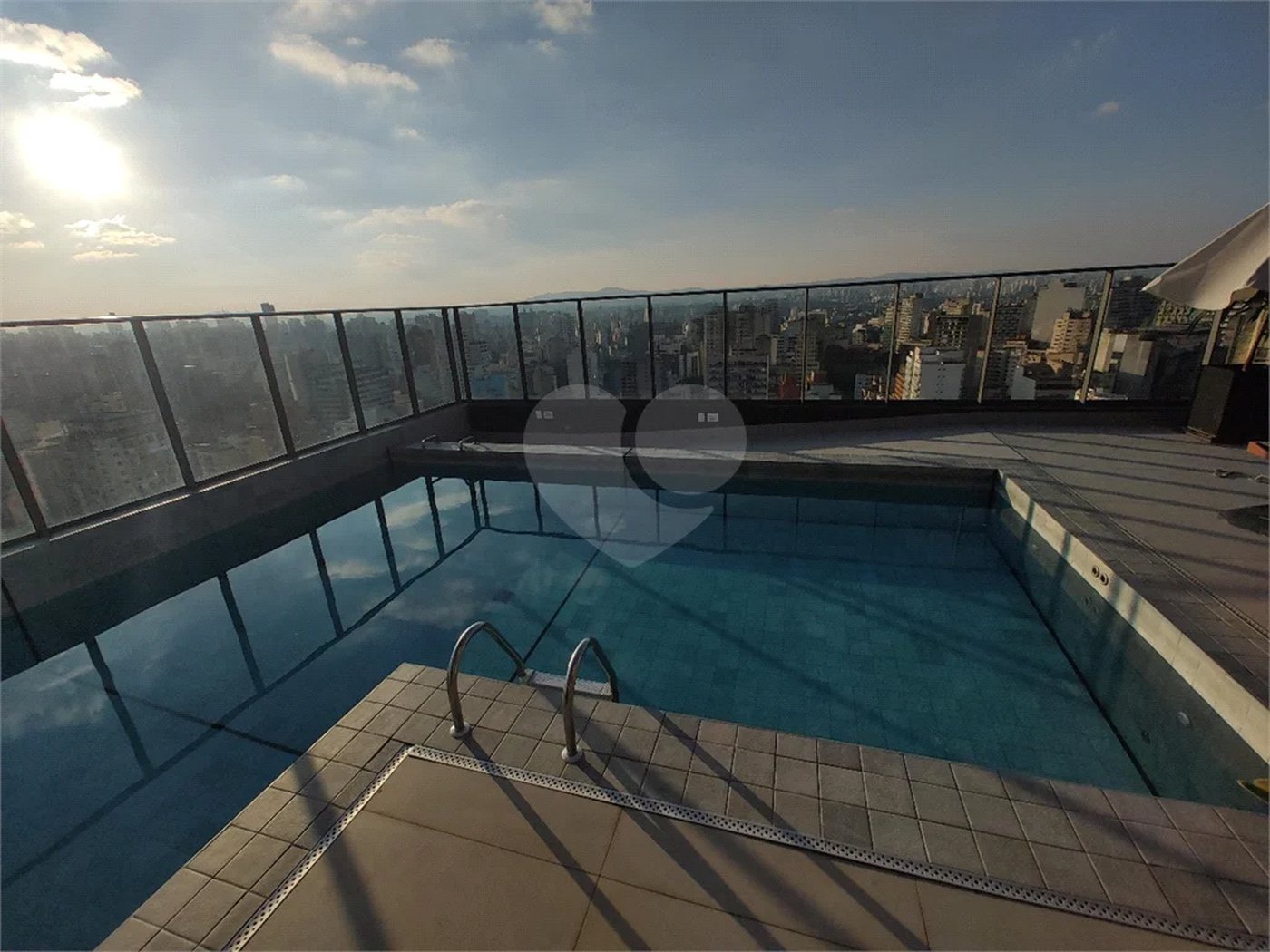 Studio Mobiliado na República – 22m² com Varanda