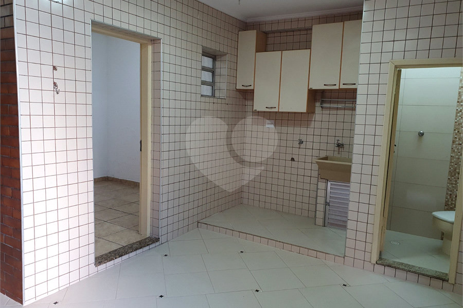 Casa à venda com 4 quartos, sendo 1 suíte, em Santana, São Paulo, SP