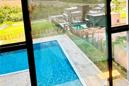 Casa à venda com 4 suítes no condomínio Village Ipanema, Araçoiaba da Serra - SP