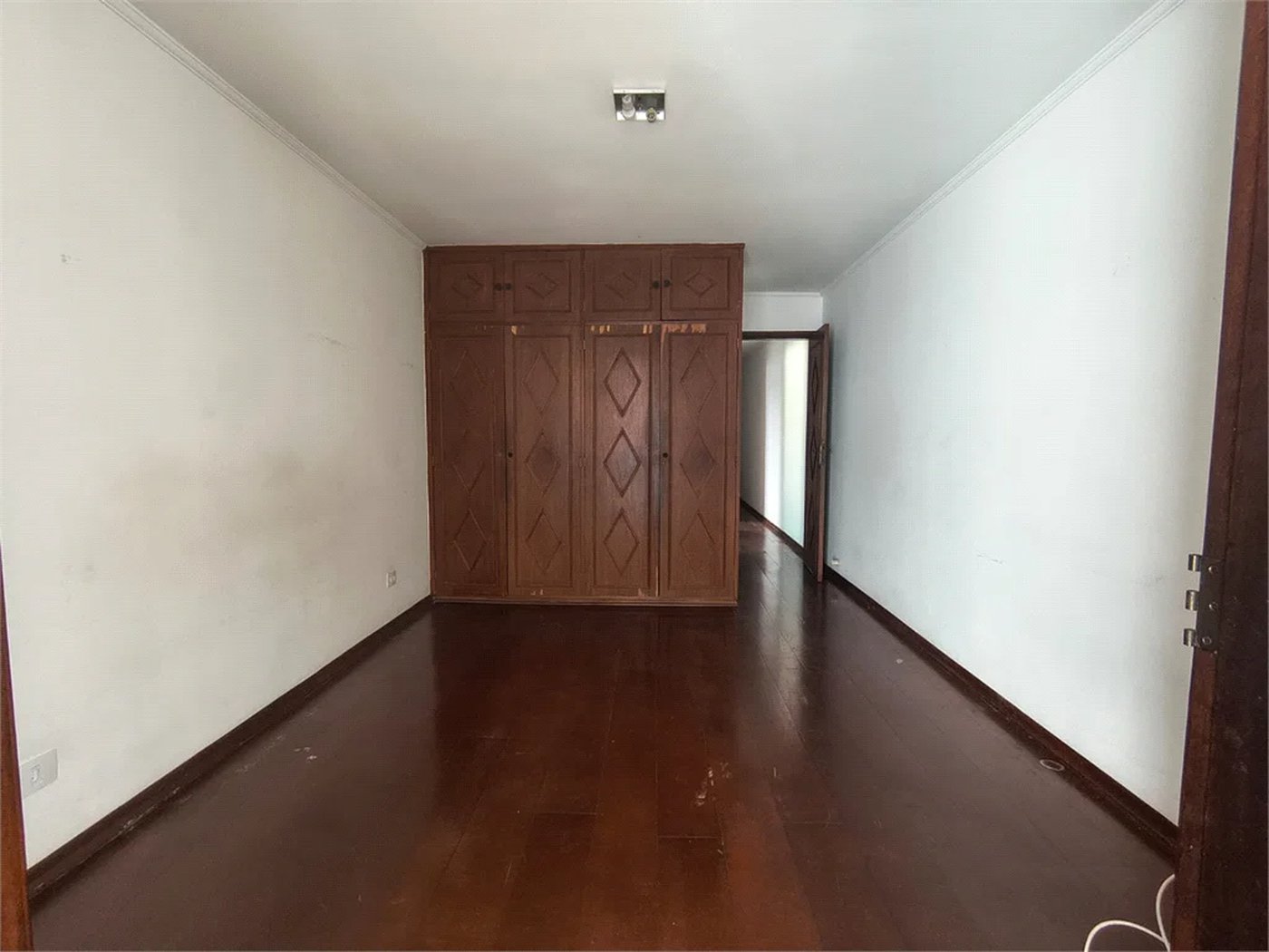 Sobrado à venda com 3 quartos, sendo 1 suíte, em Jardim Esmeralda, São Paulo, SP