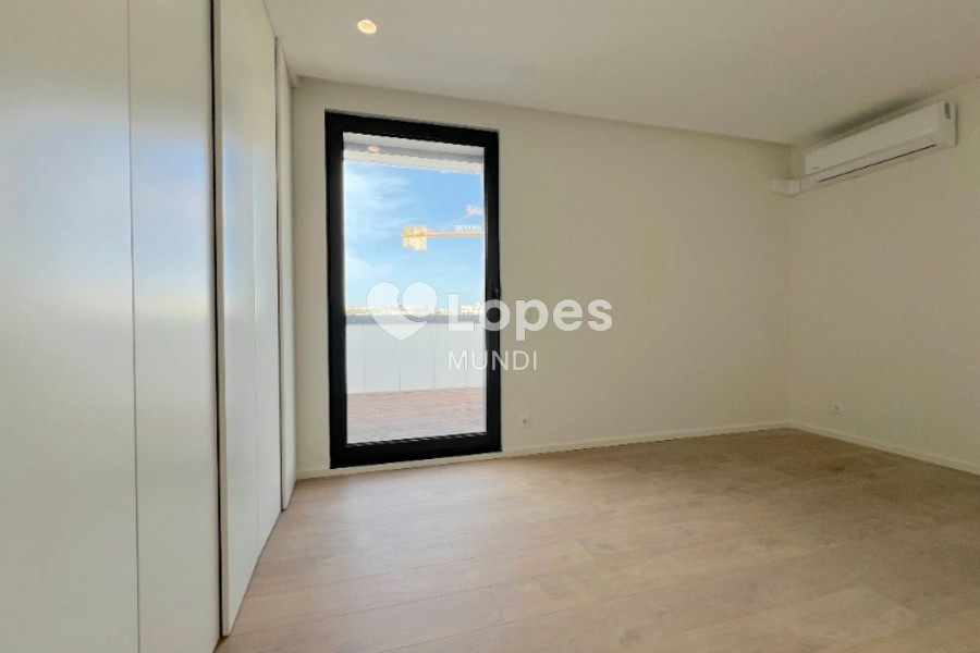 APARTAMENTO RESIDENCIAL em Porto - PT, Matosinhos