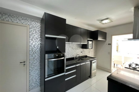 Apartamento à venda com 3 suítes em Vila Andrade, São Paulo, SP