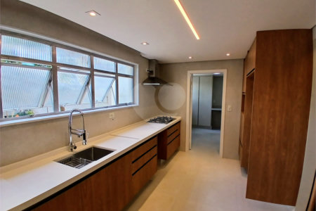 Apartamento à venda com 3 quartos, sendo 1 suíte, em Santana, São Paulo, SP